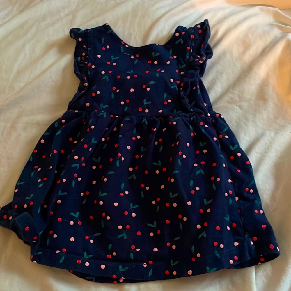 Cute casual dress for the spring or summer !! 🦋